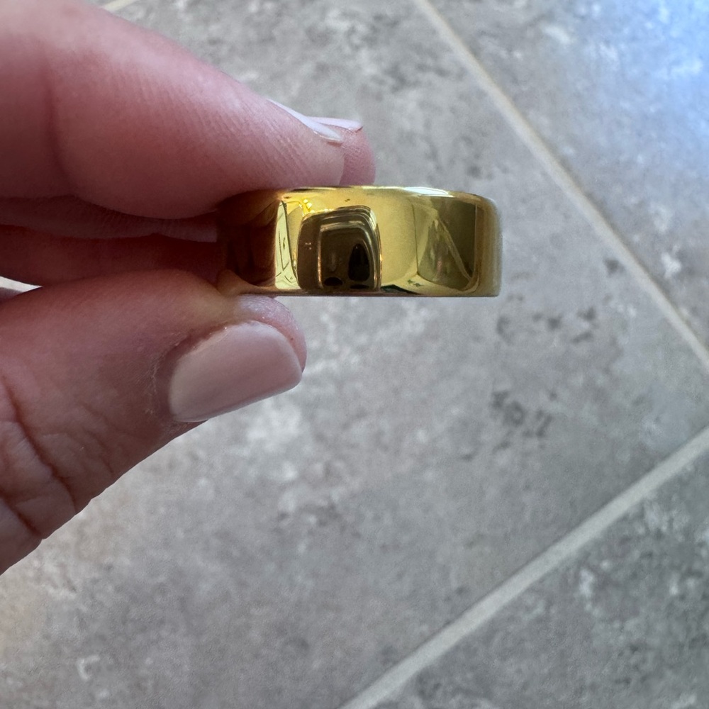 Oura Gold Gen 4 Ring size 9